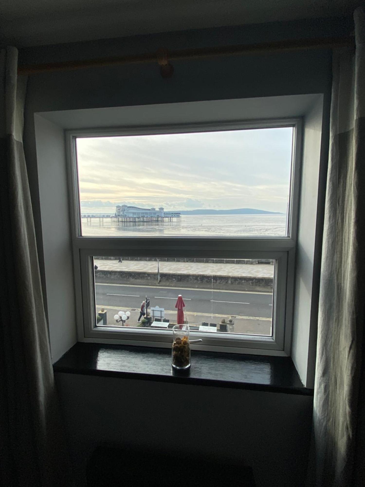 Bay View Rooms At Mentone Hotel Weston-super-Mare Extérieur photo